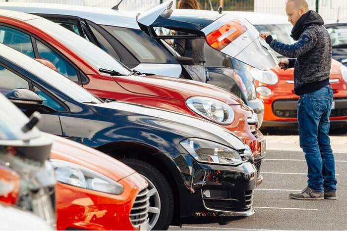 Які марки авто українці найчастіше купували на початку 2024 року: статистика